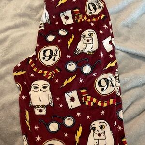 Warner Bros. Burgundy Harry Potter Sleepwear